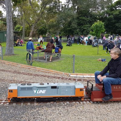 20221117_Party Train